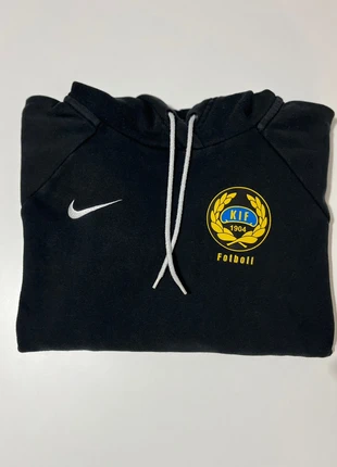 Sweat à capuche Nike vintage, marque: Nike, état: Très bon état, taille: M, 15,00 €, 16,45 € Protection acheteurs incluse