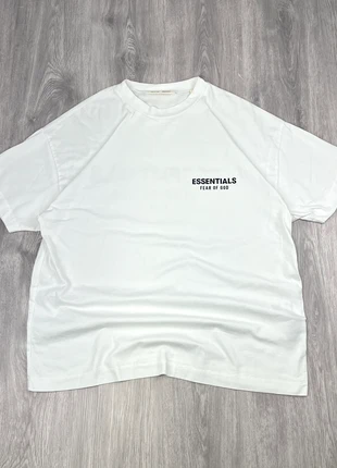 T shirt Essentiel Fear Of God / Taille Xs/ Oversize/ Streetwear, marque: Fear of God, état: Neuf sans étiquette, taille: XS, 50,00 €, 53,20 € Protection acheteurs incluse