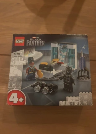 Lego black panther, merk: LEGO, staat: Heel goed, maat: 4 jaar / 104 cm, € 4,00, € 4,90 inclusief Kopersbescherming