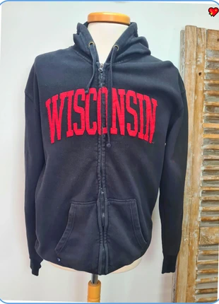 Pull à capuche vintage us pro weave noir logo Wisconsin rouge taille L - 551, brand: J. America, condition: Very good, size: L, €15.00, €16.45 includes Buyer Protection