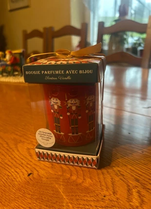 Bougies parfumées vanille, marca: Surprise, estado: Novo com etiquetas, €10.00, €11.20 inclui Proteção do Comprador