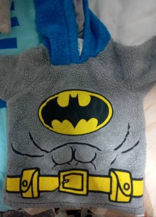 Camisola do Batman, marca: Batman, estado: Bom, tamanho: 5 anos / 110 cm, €3.00, €3.85 inclui Proteção do Comprador