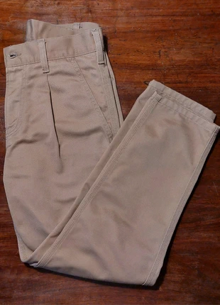 Pantaloni Carhartt, marke: Carhartt, zustand: Sehr gut, größe: W28 | DE 44, 20,00 €, 21,70 € inklusive Vinted-Käuferschutz