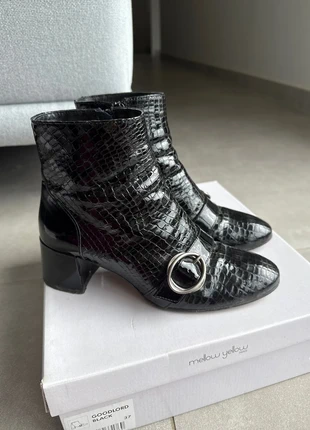 Bottines mellow yellow noir cuir vernis talons, marque: Mellow Yellow, état: Très bon état, taille: 37, 35,00 €, 37,45 € Protection acheteurs incluse