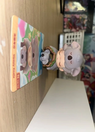 Popmart dimoo, merk: POPMART, staat: Heel goed, maat: Prematuur, tot 44 cm, € 10,00, € 11,20 inclusief Kopersbescherming