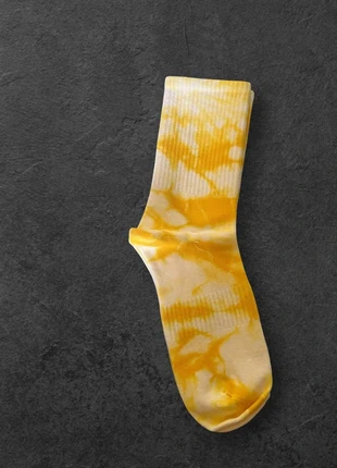 Yellow Tie-Dye Crew Sock, brand: Vintage Dressing, condizioni: Nuovo con cartellino, taglia: M | 39-42, €7.00, €8.05 include la Protezione acquisti