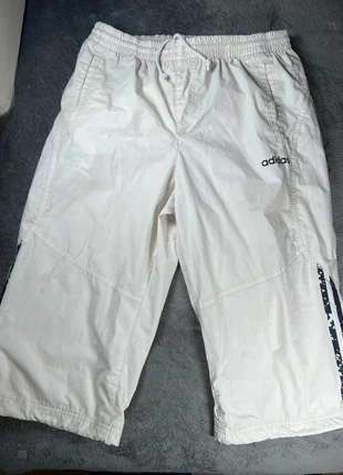 Pantacourt Adidas – Taille S – Confort et style sportif, brand: adidas, condition: Good, size: S, €3.50, €4.38 includes Buyer Protection