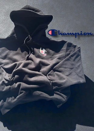 Felpa Champion L nera ricamata, merk: Champion, staat: Heel goed, maat: L / 40 / 12, € 14,00, € 15,40 inclusief Kopersbescherming