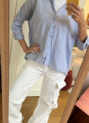 ZARA Blue Striped Shirt oversized look (Size S), merk: Zara, staat: Heel goed, maat: S, € 14,00, € 15,40 inclusief Kopersbescherming