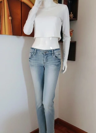 Women's Guess "Scarlet" Skinny Leg Jeans Light Wash Stretch Denim, marque: GUESS, état: Très bon état, taille: XS / 34 / 6, 15,00 €, 16,45 € Protection acheteurs incluse