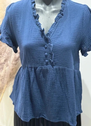 Jolie blouse marine uni gaze de coton T36-38, marque: Boutique Parisienne, état: Très bon état, taille: M / 38 / 10, 28,00 €, 30,10 € Protection acheteurs (Pro) incluse