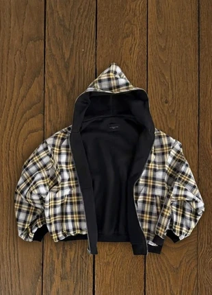 Sweat à capuche zippé Y2K noir et jaune ~ réversible - Taille M - Neuf, brand: indépendante, condizioni: Nuovo senza cartellino, taglia: M, €49.00, €52.15 include la Protezione acquisti