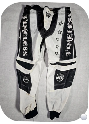 Pantalon Timeless Vintage Moto blanc/noir taille L – old school, Collection ou ride rétro, merk: Timeless, staat: Heel goed, maat: L, € 44,00, € 46,90 inclusief Kopersbescherming Pro