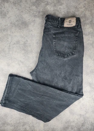 Jean Coupe droite Wrangler - Noir - Taille W40 L32, merk: Wrangler, staat: Heel goed, maat: W40 | FR 50, € 15,00, € 16,45 inclusief Kopersbescherming