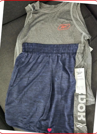 ensemble Reebok fille 5 6ans, brand: Reebok, condition: New with tags, size: 5 years / 110 cm, €8.00, €9.10 includes Buyer Protection