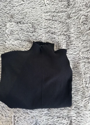 Maglia nera a maniche lunghe corta, marque: Zara, état: Très bon état, taille: S / 36 / 8, 12,00 €, 13,30 € Protection acheteurs incluse