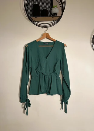 Haut vert Shein très bon état, marque: Shein, état: Très bon état, taille: S / 36 / 8, 1,00 €, 1,75 € Protection acheteurs incluse