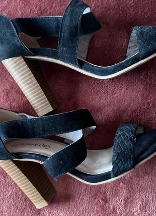 Chaussure à talon pointure 38, marque: Women Only, état: Très bon état, taille: 38, 5,00 €, 5,95 € Protection acheteurs incluse