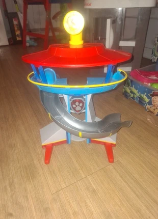 Tour pat patrouille, marque: Paw Patrol, état: Bon état, taille: 9-12 mois / 74 cm, 4,50 €, 5,43 € Protection acheteurs incluse
