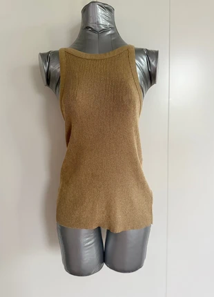 Shimmering gold top Massimo Dutti, marque: Massimo Dutti, état: Très bon état, taille: L / 40 / 12, 5,00 €, 5,95 € Protection acheteurs incluse