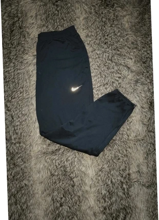 Bas Nike running noir taille L, marca: Noir, estado: Bueno, tamaño: L, 35,00 €, 37,45 € Protección al comprador incluida