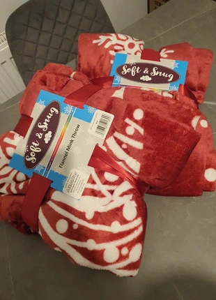 2 Red Blankets, brand: soft & snug, condition: New with tags, size: Other, £12.00, £13.30 includes Buyer Protection