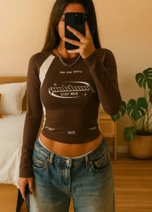 t-shirt à manche longue streetwear marron y2k, marque: y2k, état: Neuf avec étiquette, taille: M / 38 / 10, 24,00 €, 25,90 € Protection acheteurs incluse