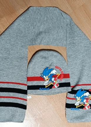 Wintersjaal en muts, merk: Sonic the Hedgehog, staat: Nieuw zonder prijskaartje, € 8,00, € 9,10 inclusief Kopersbescherming