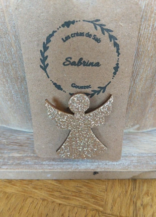 Broche ange paillettes, marque: Fait Main, état: Neuf sans étiquette, 5,00 €, 5,95 € Protection acheteurs incluse