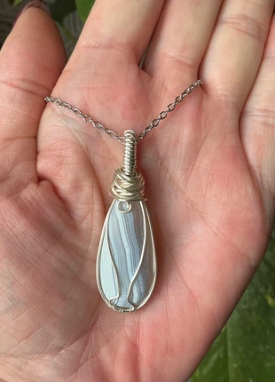 🌸 Wit grijs agaat ketting 🌸, staat: Heel goed, € 14,00, € 15,40 inclusief Kopersbescherming Pro