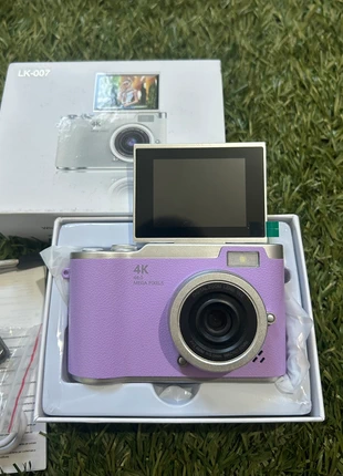 📷 Macchina Fotografica Digitale Nuova – Display Flip, Zoom & Flash, marke: Amazon, zustand: Neu, mit Etikett, 19,99 €, 21,69 € inklusive Vinted-Käuferschutz