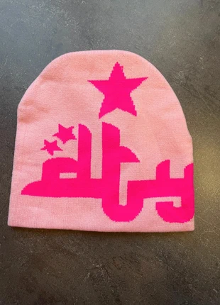 bonnet y2k "DTY" pink, marque: y2k, état: Bon état, taille: Taille unique, 20,00 €, 21,70 € Protection acheteurs (Pro) incluse