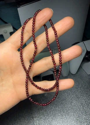 Granaat drie-slag armband ,kan ook als ketting gedragen worden, merk: crystalpoint 777, staat: Heel goed, € 6,00, € 7,00 inclusief Kopersbescherming Pro