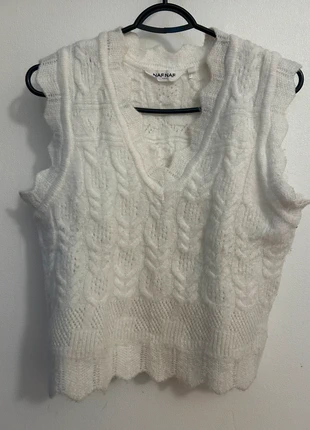 Pull sans manche, brand: Naf Naf, condition: Good, size: XS / 34 / 6, €5.00, €5.95 includes Buyer Protection