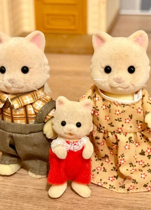 Sylvanian / Famille chiens loups, marca: Sylvanian, estado: Muito bom, tamanho: 4 anos / 104 cm, €9.20, €10.36 inclui Proteção do Comprador Pro