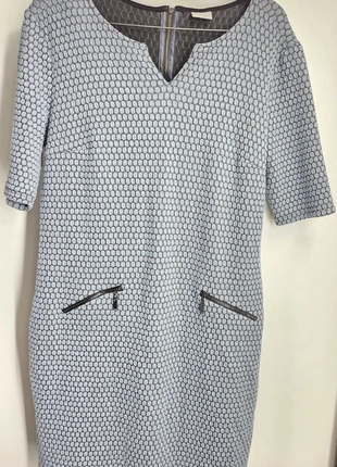 Blauw zwart In front jurkje maat xl (1710*), marque: In Front, état: Très bon état, taille: XL / 42 / 14, 5,95 €, 6,95 € Protection acheteurs (Pro) incluse