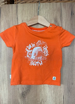 Oranje Noppies T-shirt maat 74, Fresh Baby print, organic katoen 🎁, merk: Noppies, staat: Heel goed, maat: 9-12 maanden / 74 cm, € 1,00, € 1,75 inclusief Kopersbescherming