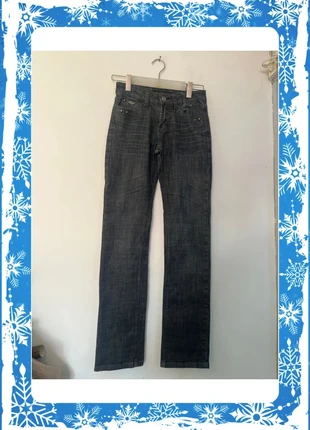 Jean Onado noir taille 36 en parfait état, brand: Onado, condition: Very good, size: S / 36 / 8, €4.00, €4.90 includes Buyer Protection Pro