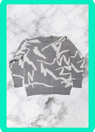 Pull y2k vintage gris foncé avec motif blanc
M, marca: y2k, estado: Nuevo sin etiquetas, tamaño: M, 30,00 €, 32,20 € Protección al comprador incluida