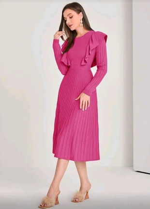 Winter dress pink wonderful style princess, marque: Shein, état: Neuf sans étiquette, taille: S / 36 / 8, 10,00 €, 11,20 € Protection acheteurs incluse