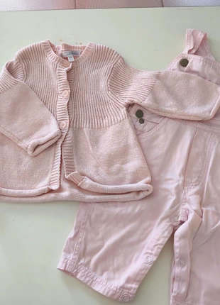 Jardineiras + casaco, marca: Baby Fashion, estado: Muito bom, tamanho: 6-9 meses / 68 cm, €3.50, €4.38 inclui Proteção do Comprador