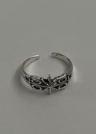 Anello regolabile con stella e croci gotiche, marque: CHROME, état: Neuf sans étiquette, taille: Ajustable, 6,99 €, 8,04 € Protection acheteurs incluse