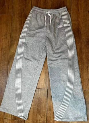 Bas de survêtement Y2K, merk: y2k, staat: Heel goed, maat: S, € 24,90, € 26,85 inclusief Kopersbescherming