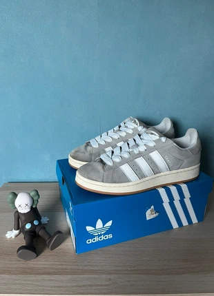 Adidas campus grise taille 43 1/3, brand: adidas, condizioni: Buone, taglia: 43, €30.00, €32.20 include la Protezione acquisti
