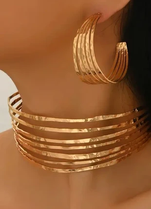 Ensemble de bijoux doré, marca: Zara, estado: Novo sem etiquetas, €16.00, €17.50 inclui Proteção do Comprador