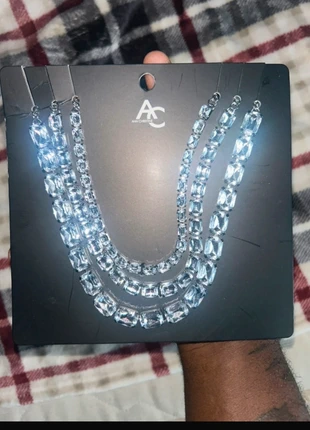 Lot de 3 colliers en diamant, marque: New Yorker, état: Très bon état, 2,99 €, 3,84 € Protection acheteurs incluse