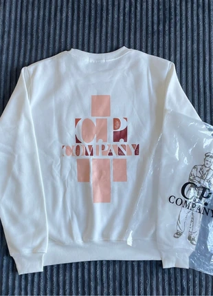 Pull CP company, marque: C.P. Company, état: Très bon état, taille: S, 60,00 €, 63,70 € Protection acheteurs incluse