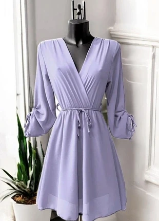 Robe courte lila taille M, marque: Boutique Parisienne, état: Très bon état, taille: M / 38 / 10, 31,00 €, 33,25 € Protection acheteurs (Pro) incluse