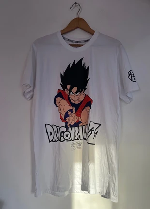 Tee shirt taille L neuf Dragon ball Z, marque: Dragon Ball, état: Neuf avec étiquette, taille: L, 8,00 €, 9,10 € Protection acheteurs (Pro) incluse