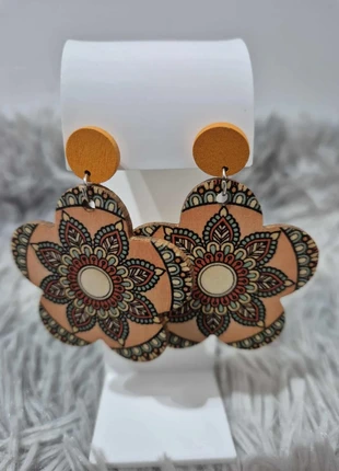 🌸 Boucles d’oreilles fleuries motif mandala – effet bois – style bohème chic, marque: LOOK, état: Neuf sans étiquette, 5,99 €, 6,99 € Protection acheteurs incluse